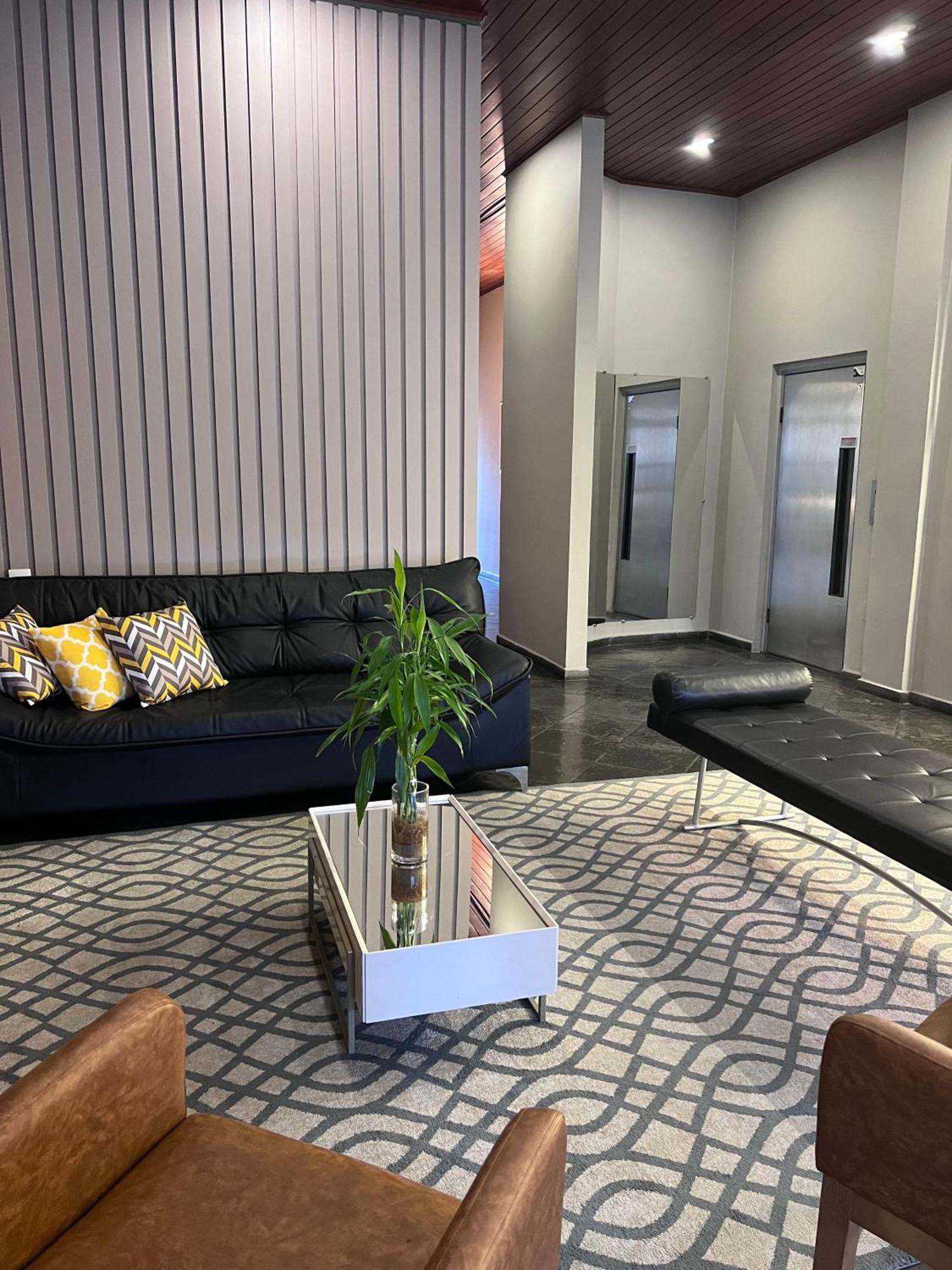Regis Hotel II 雷吉斯特鲁 外观 照片