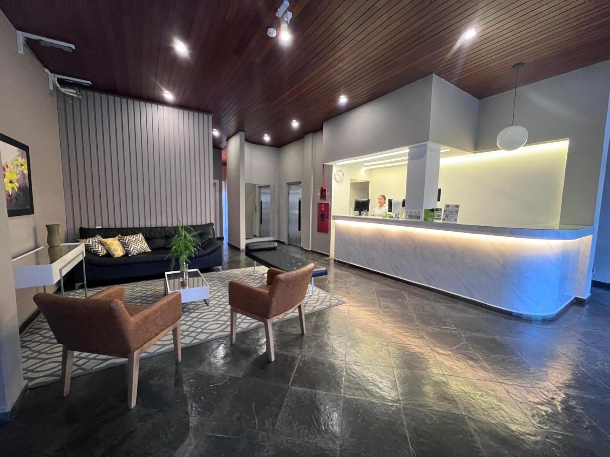 Regis Hotel II 雷吉斯特鲁 外观 照片